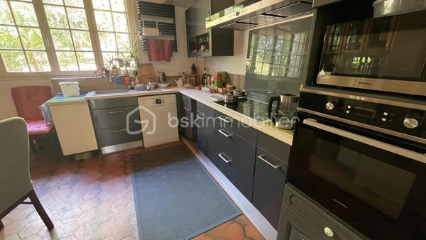 Propriete equestre de 323 m²