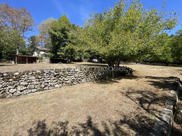 Propriete equestre de 323 m²