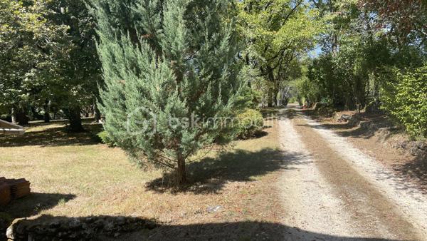 Propriete equestre de 323 m²