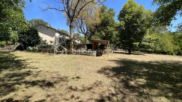 Propriete equestre de 323 m²