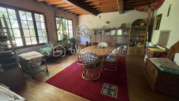 Propriete equestre de 323 m²