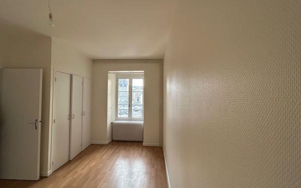 Appartement à louer    2 pièces • 46 m2 Saint-Brieuc
