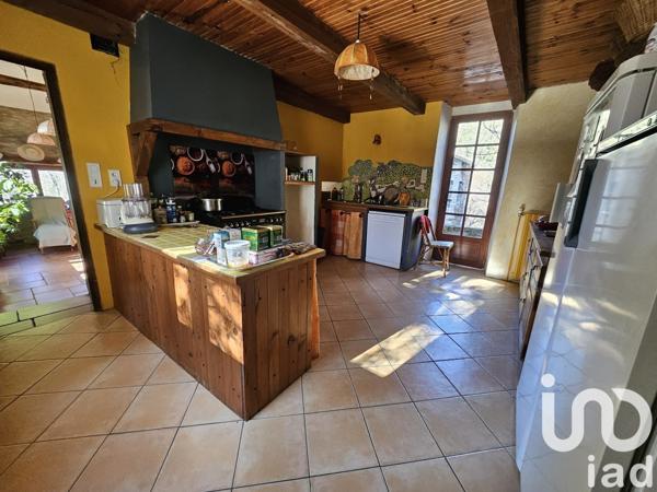 Maison de campagne 17 pièces de 311 m² à Saint-Pons-de-Thomières (34220)