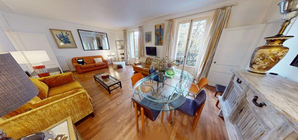 Appartement meublé 2 pièces 70.59 m2 métro Place de Clichy