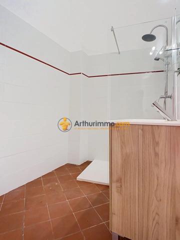 Location                                                      Appartement
                        
                     3 pièces                      43 m2                     à Perpignan