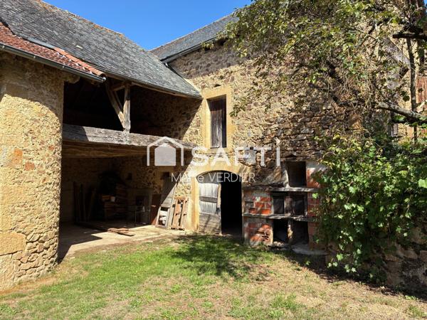 Joli corps de ferme proche de Vaureilles