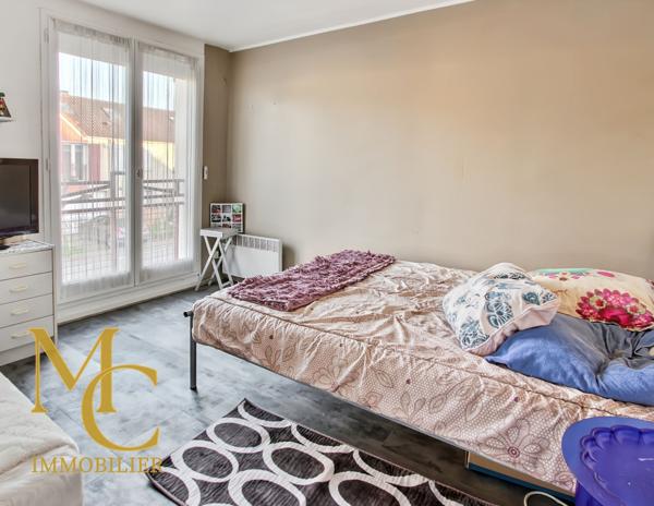 Montigny-le-Bretonneux (78180) MAISON / SOURDERIE / PROXIMITE CENTRE VILLE / MONTIGNY LE BRETONNEUX