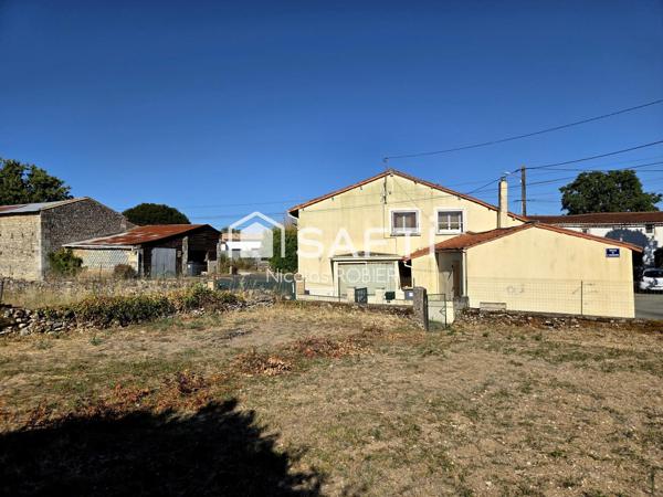 Maison en pierre, dépendances, quatre chambres, parcelle constructible !