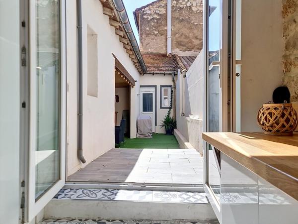Maison
         4 pièces
        - 112 m² Exclusivité 210 000 € *