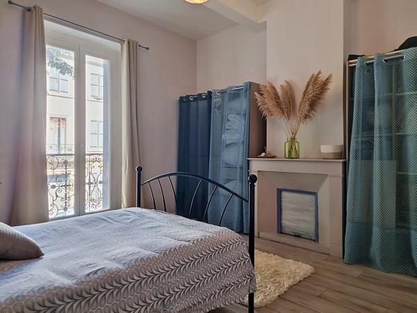 Maison
         4 pièces
        - 112 m² Exclusivité 210 000 € *