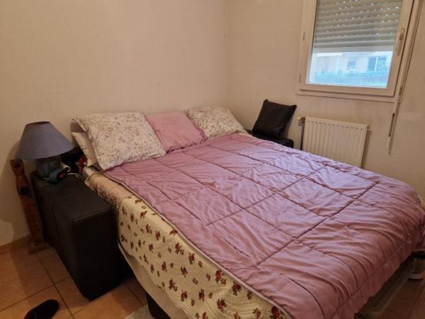 T3 Aubagne QUARTIERS LES DFENSIONS 63 m²