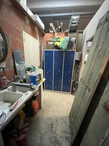 Location Local industriel 3 pièces à Perpignan