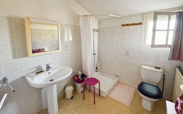 Maison à vendre    5 pièces •  Chantérac