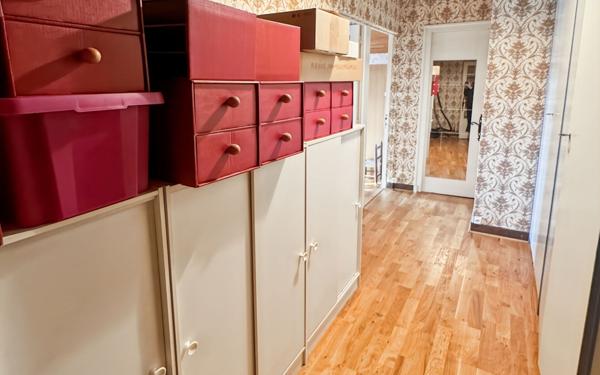 Maison à vendre    5 pièces •  Chantérac