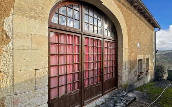 Maison à vendre    5 pièces •  Chantérac