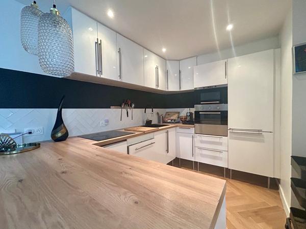 Location appartement Paris 02 - 2 pièce(s) - 51 m² - 2 250 €/mois