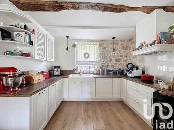 Maison à vendre 6 pièces 152 m² Le Rouret