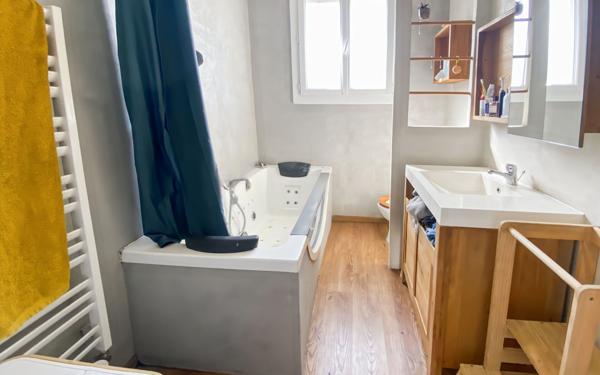 Maison à vendre    6 pièces •  Toulouse