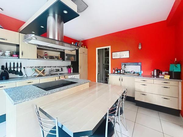 maison familiale 7 pièces 170 m² dans quartier recherché