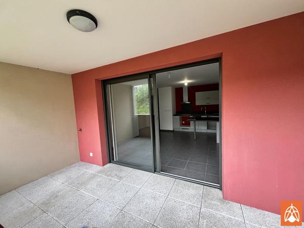 A vendre T3 récent avec terrasse et garage à AIX LA DURANNE Aix en provence