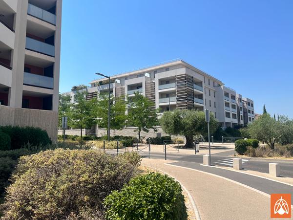A vendre T3 récent avec terrasse et garage à AIX LA DURANNE Aix en provence