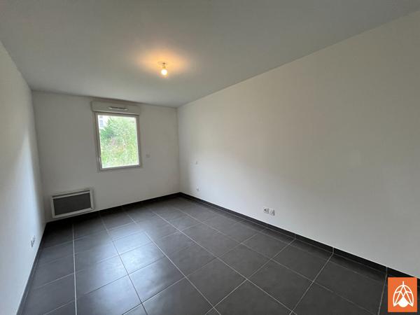 A vendre T3 récent avec terrasse et garage à AIX LA DURANNE Aix en provence