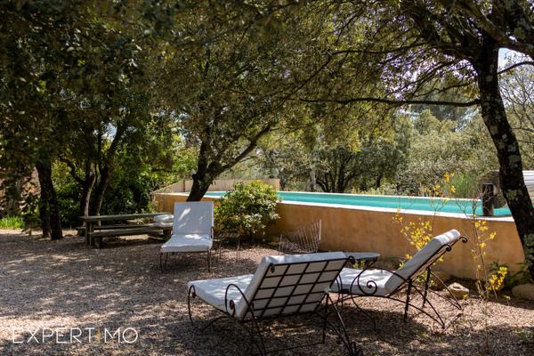 Sillans-la-Cascade (83690) Charmante villa provençale de style traditionnel avec terrain et vue panoramique à Sillans-la-Cascade