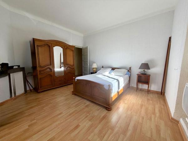 A 10 minutes de St Ambroix - 2 appartements indépendants  ou grande maison