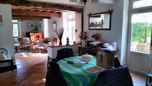 Maison Sainte Marie 8 pièce(s) 260 m2