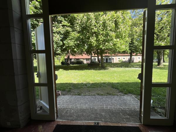 Gennes (49350) REF 88686 PROCHE SAUMUR , Magnifique domaine de chasse de 130 hectares , avec gîte , salle de réception rela