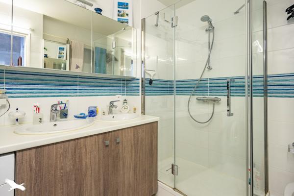 Appartement à vendre |                                       Royan |                                        3 pièces  |  66 m²