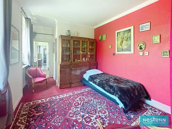 VENTE - IMMEUBLE 4 STUDIOS + Grande maison a diviser CENTRE-VILLE