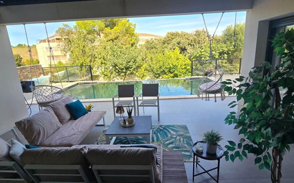 Maison à vendre    5 pièces • 175 m2 Nîmes