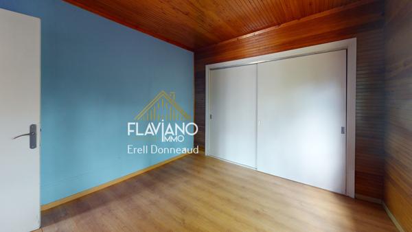 Maison avec T2 au rez-de-chaussée total 110 M2 Jausiers (04850)