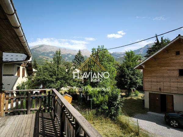 Maison avec T2 au rez-de-chaussée total 110 M2 Jausiers (04850)