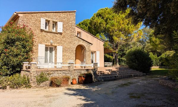 Maison L Isle Sur La Sorgue 5 pièce(s) 190 m2