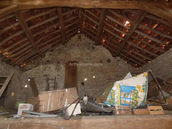 Vente Maison de village 5 pièces 81 m2 à Noyers