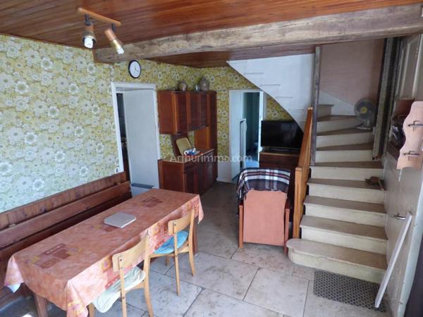 Vente Maison de village 5 pièces 81 m2 à Noyers