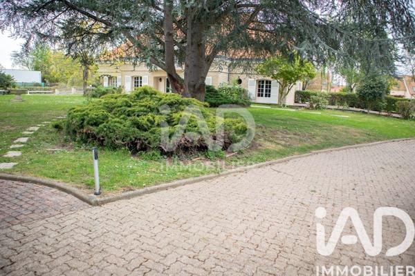 Maison à vendre 10 pièces 360 m² Grisy-Suisnes