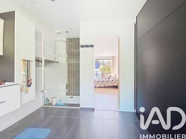 Maison à vendre 7 pièces 200 m² L'Étang-la-Ville