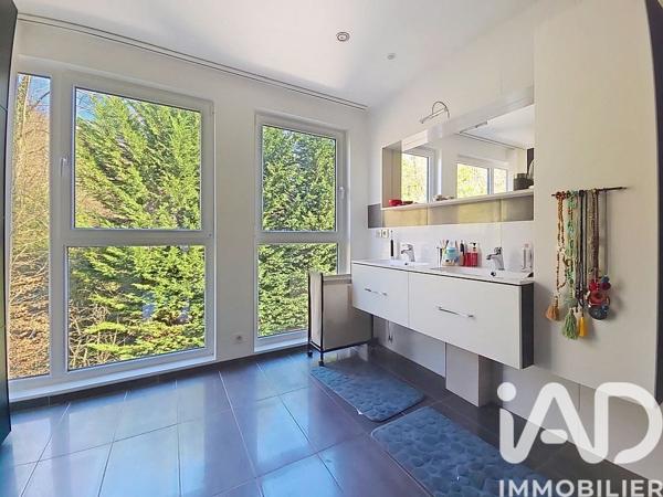 Maison à vendre 7 pièces 200 m² L'Étang-la-Ville