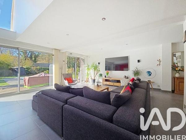 Maison à vendre 7 pièces 200 m² L'Étang-la-Ville