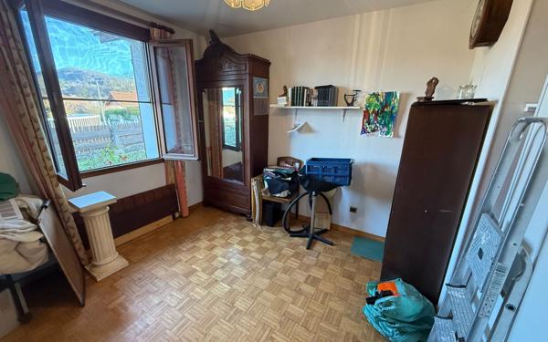 Maison à vendre    5 pièces •  Izeaux