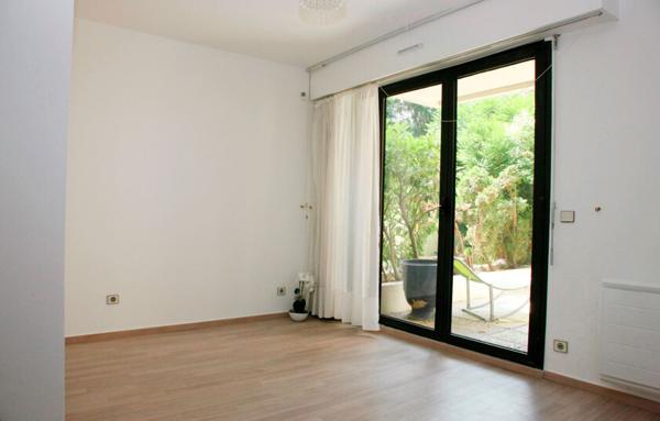 Meudon Centre. 4 pièces de 99 m2 avec extérieur