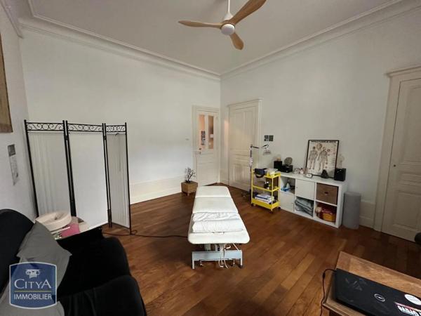 Appartement à louer 4 pièces 85.06m²