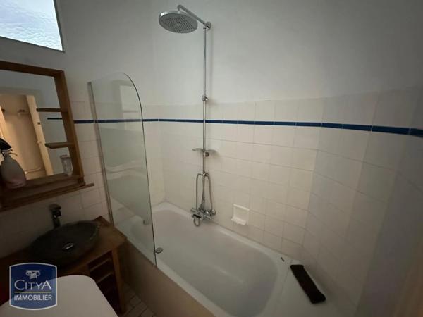 Appartement à louer 4 pièces 85.06m²