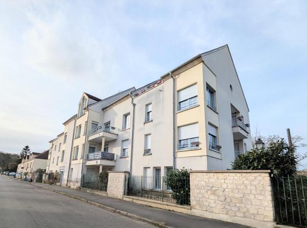 APPARTEMENT F2 LUZARCHES idéal investisseur