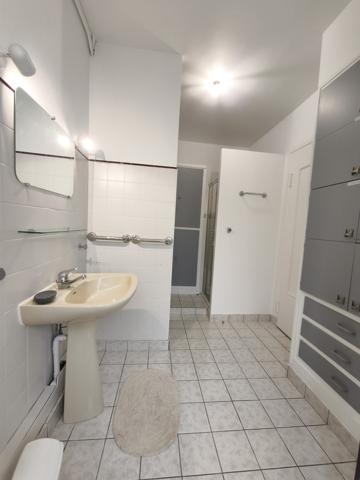 Maison 9 pièce(s) 5 chambre(s) 132.54 m²