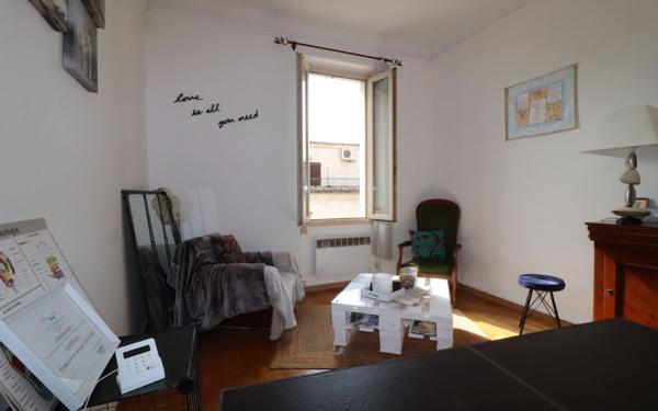 Maison à vendre    2 pièces • 35 m2 Marseille 9