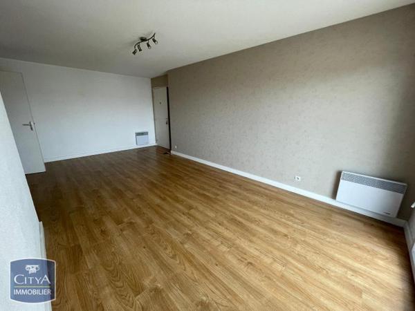 Appartement à louer 2 pièces 46.7m²